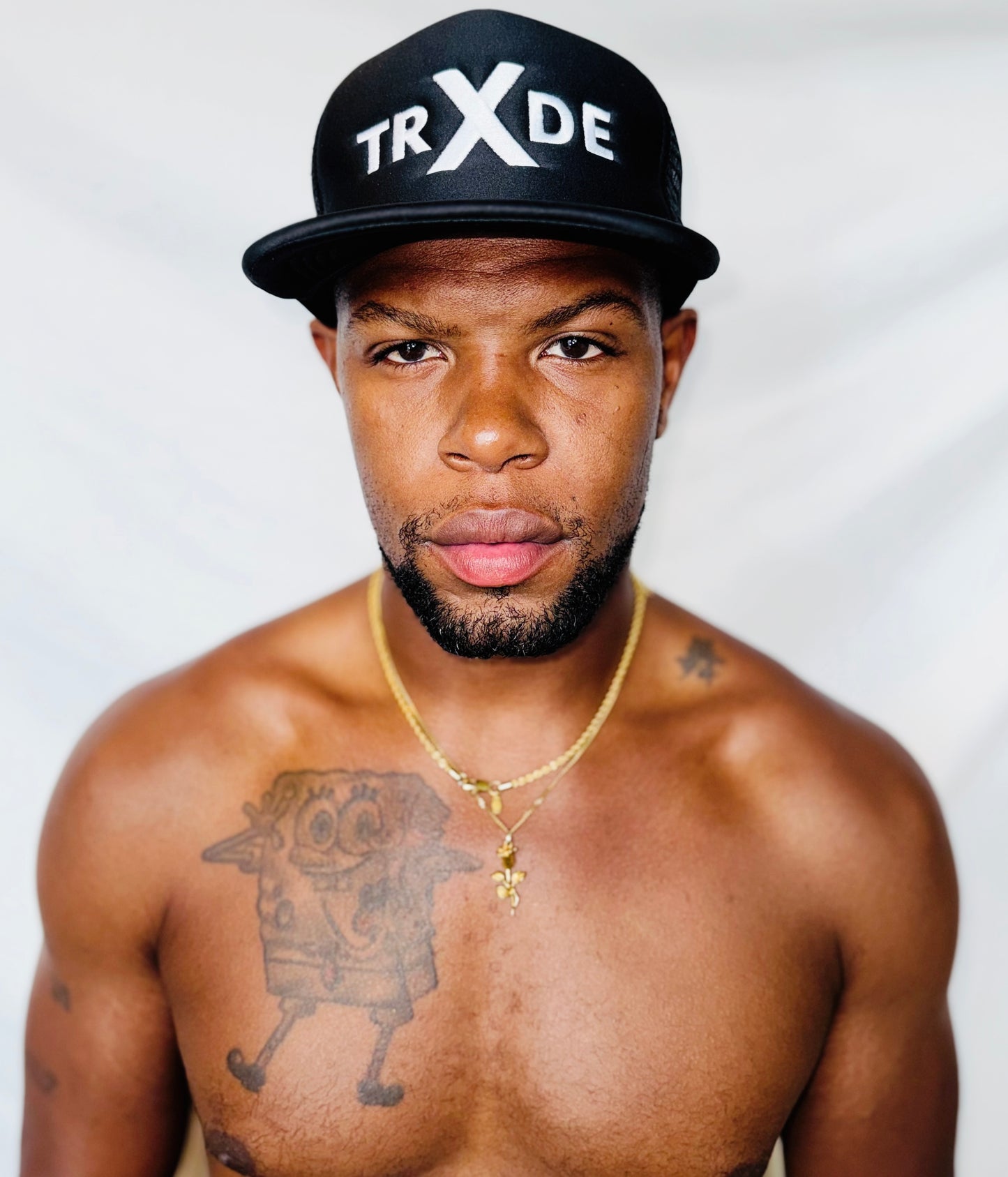 BASICS SPORTS SNAPBACK CAP